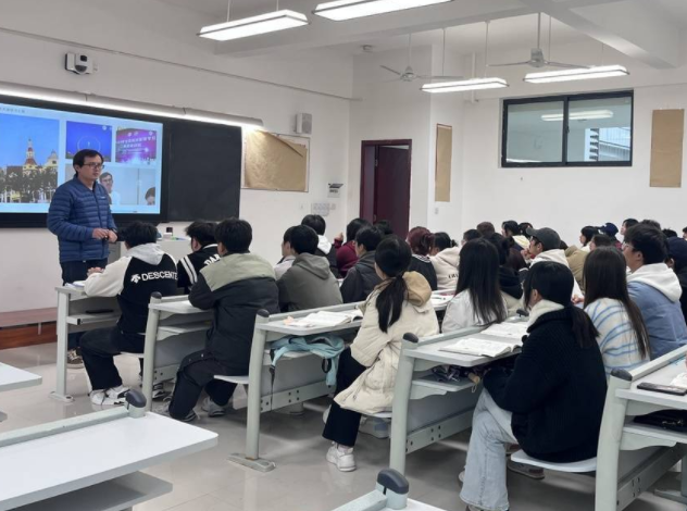 载体和资源的建造与开放为中小学科普和校外科学教育提供物质